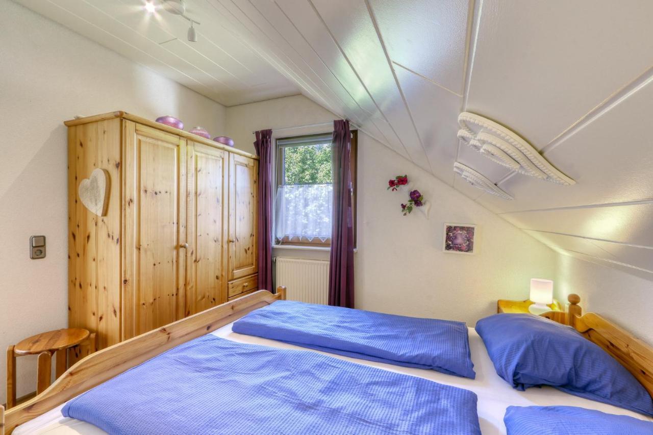 Seepark Kirchheim Ferienhaus Bei Nina Mit Sauna Luaran gambar