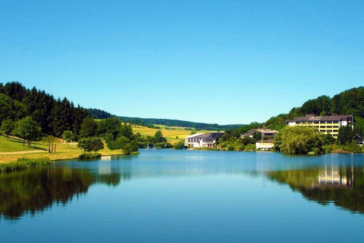 Seepark Kirchheim Ferienhaus Bei Nina Mit Sauna Luaran gambar