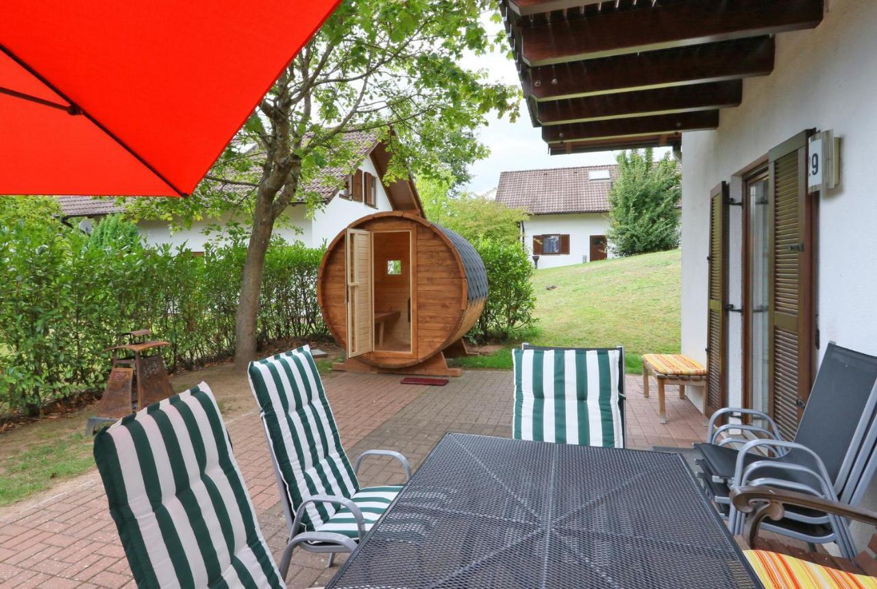 Seepark Kirchheim Ferienhaus Bei Nina Mit Sauna Luaran gambar