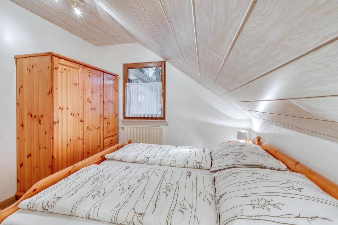 Seepark Kirchheim Ferienhaus Bei Nina Mit Sauna Luaran gambar